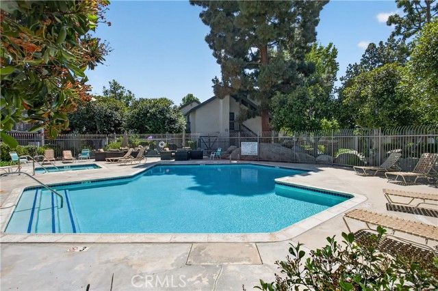 60 Orange Blossom, Irvine, CA 92618