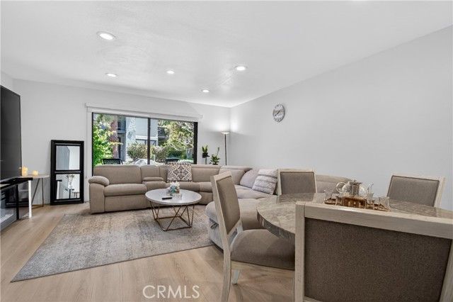 60 Orange Blossom, Irvine, CA 92618