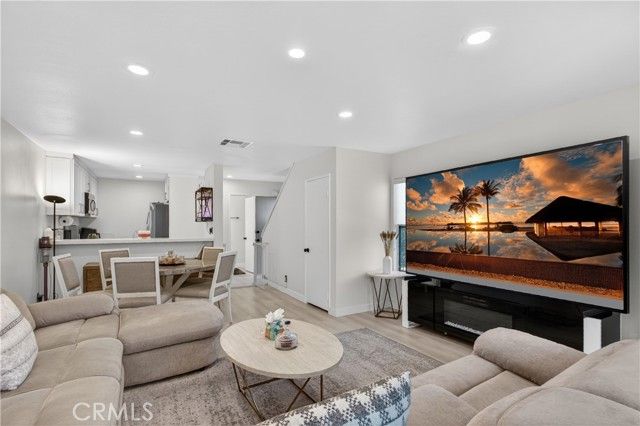 60 Orange Blossom, Irvine, CA 92618