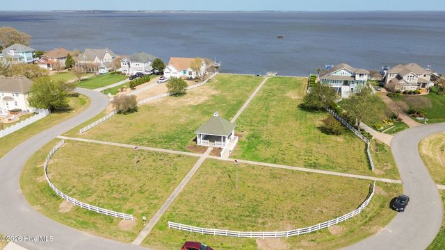 118 Bayside Drive, Moyock, NC 27958