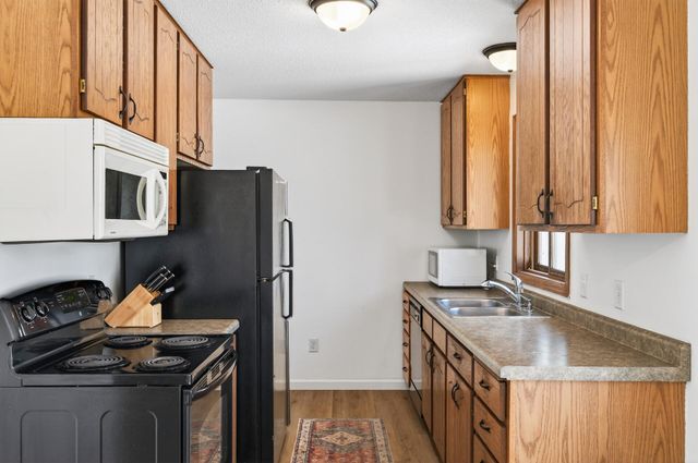 531 Nelson Lane, Center City, MN 55012