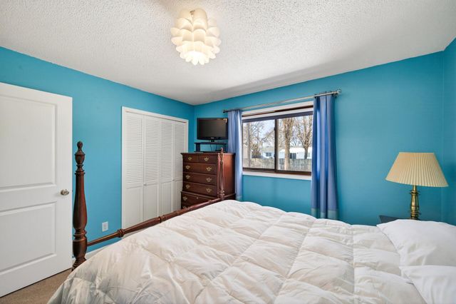 531 Nelson Lane, Center City, MN 55012