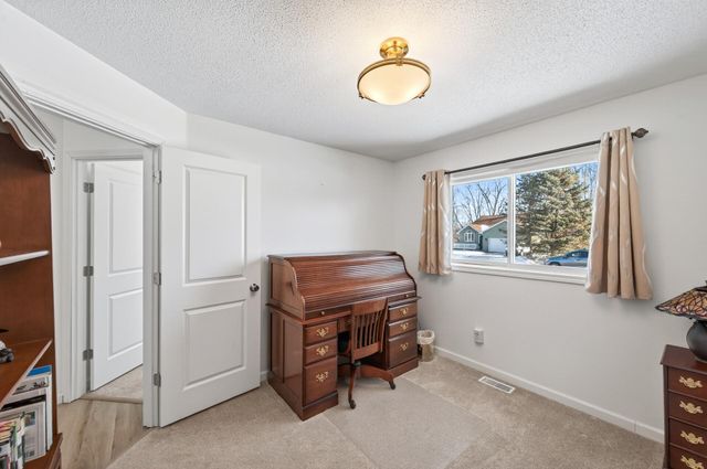 531 Nelson Lane, Center City, MN 55012