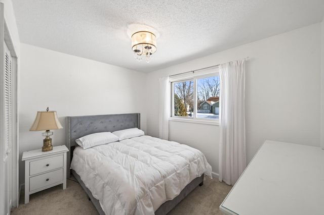 531 Nelson Lane, Center City, MN 55012