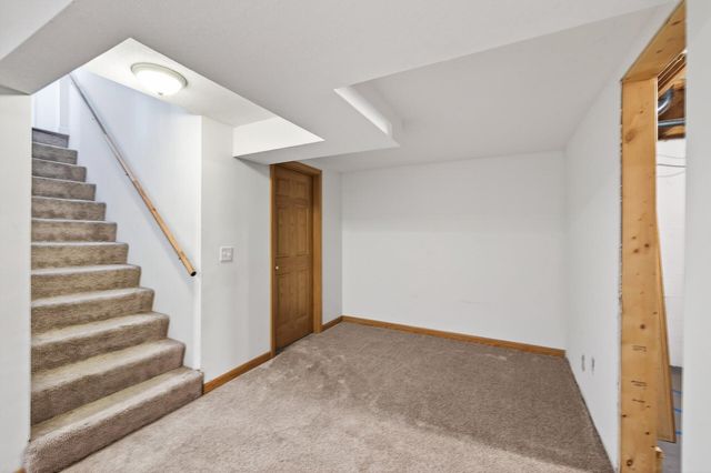 531 Nelson Lane, Center City, MN 55012