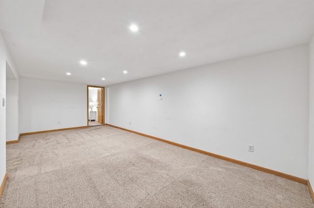 531 Nelson Lane, Center City, MN 55012