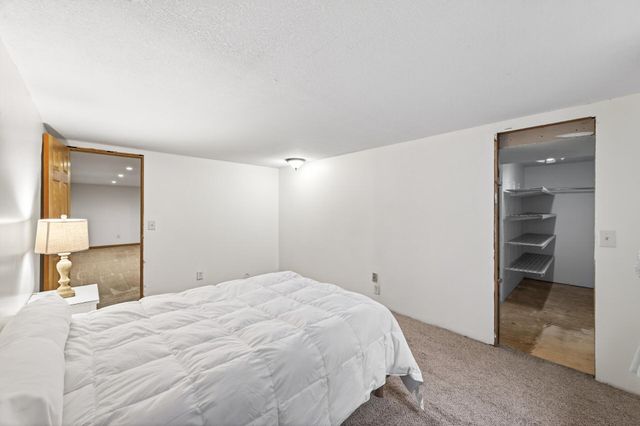 531 Nelson Lane, Center City, MN 55012