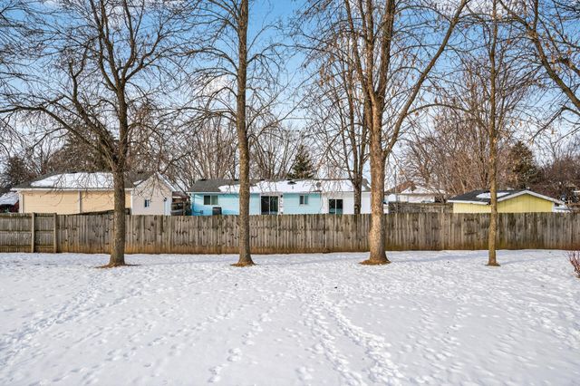 531 Nelson Lane, Center City, MN 55012