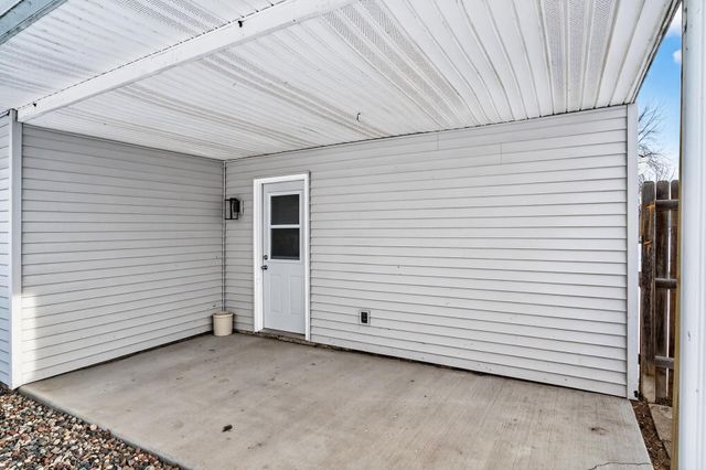 531 Nelson Lane, Center City, MN 55012