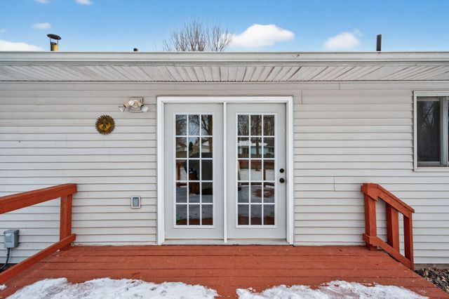 531 Nelson Lane, Center City, MN 55012