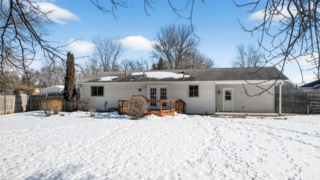 531 Nelson Lane, Center City, MN 55012