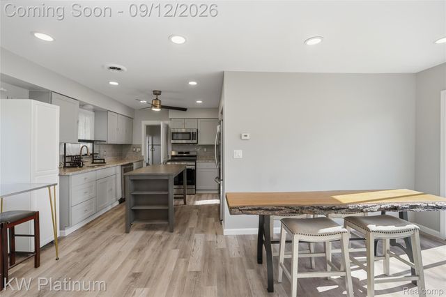 48008 Forbes Drive, Chesterfield Township, MI 48047