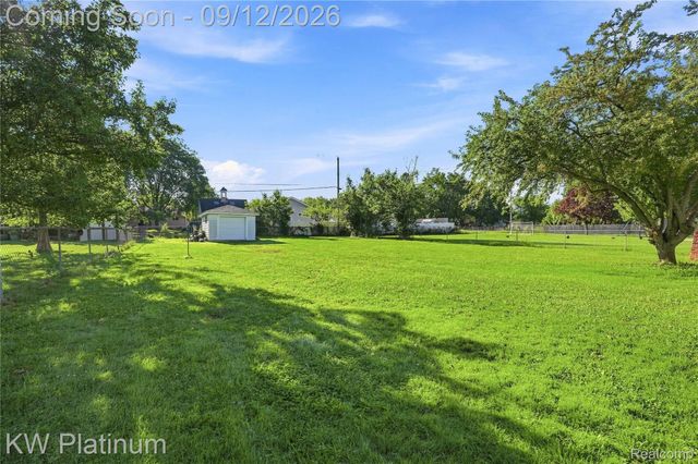 48008 Forbes Drive, Chesterfield Township, MI 48047