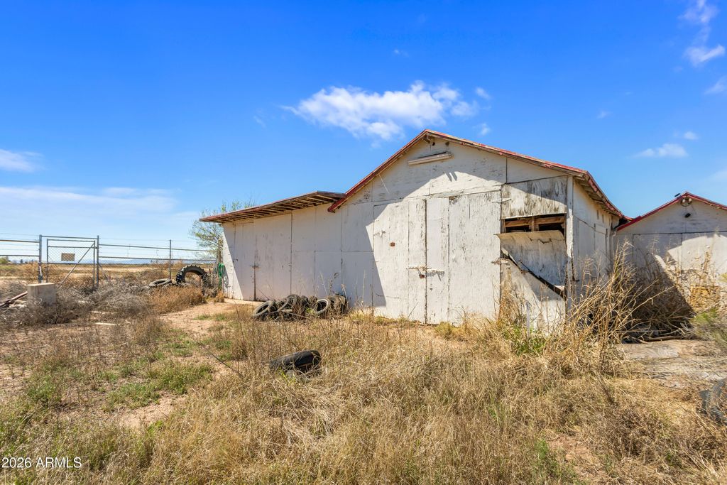 Image 17 of property listing at 3819 W GLEESON Road -, Elfrida, AZ 85610