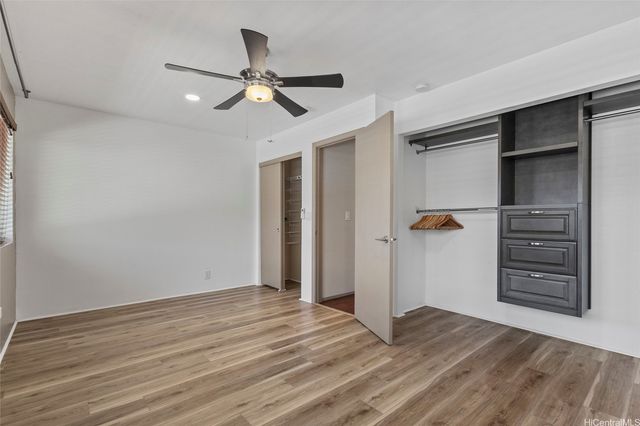 94-536 Koaleo Street A, Waipahu, HI 96797