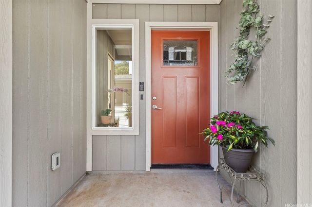 94-536 Koaleo Street A, Waipahu, HI 96797