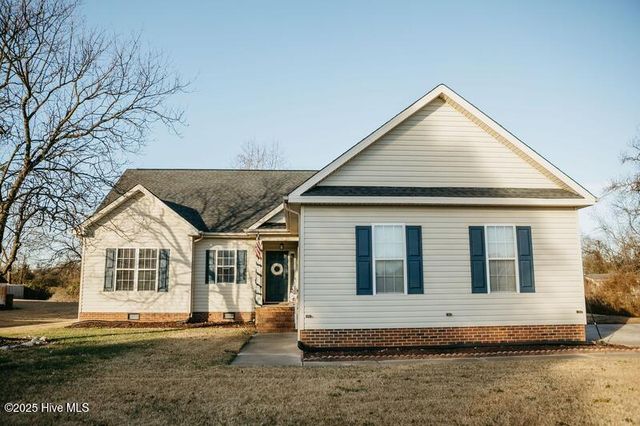 111 Woodcroft Drive, Goldsboro, NC 27534