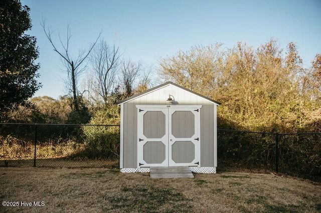 111 Woodcroft Drive, Goldsboro, NC 27534