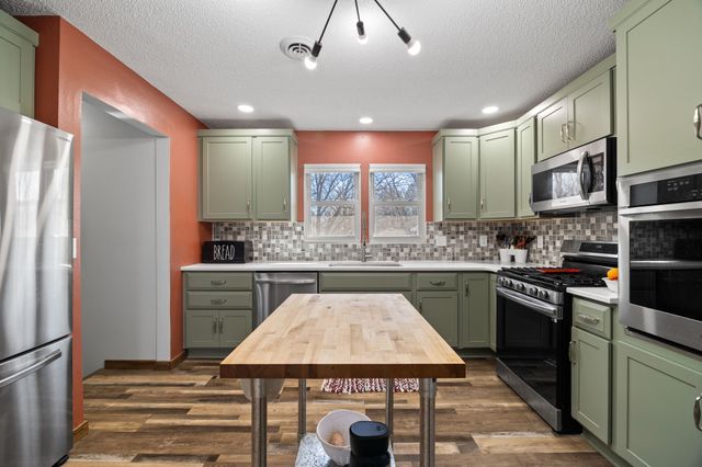 3188 S Dakota Avenue, Ames, IA 50014