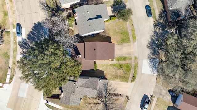 557 Trailcrest Drive, Garland, TX 75043