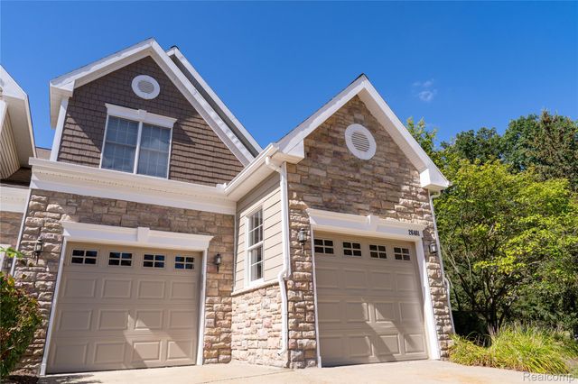 26461 Fieldstone Drive 29, Novi, MI 48374