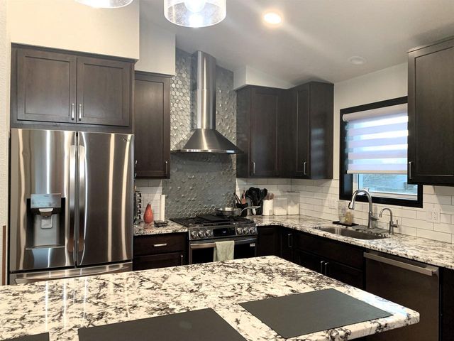 212 Ridgeview Lane, Columbus, WI 53925