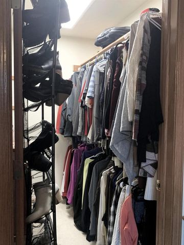 212 Ridgeview Lane, Columbus, WI 53925