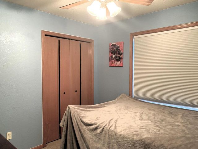 212 Ridgeview Lane, Columbus, WI 53925