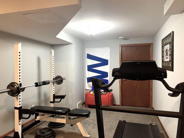 212 Ridgeview Lane, Columbus, WI 53925