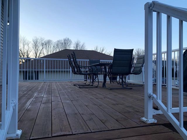 212 Ridgeview Lane, Columbus, WI 53925