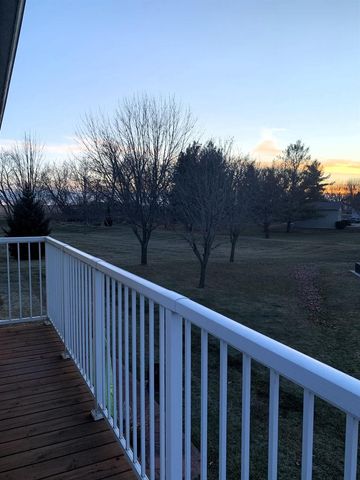 212 Ridgeview Lane, Columbus, WI 53925