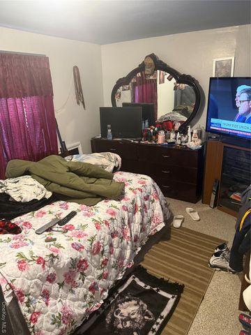 101 N Clinton Street, Poughkeepsie, NY 12601