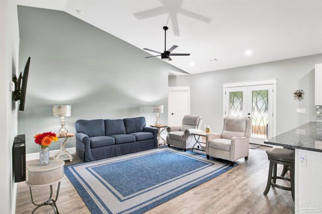 2549 Santa Rosa Dr, Lillian, AL 36549