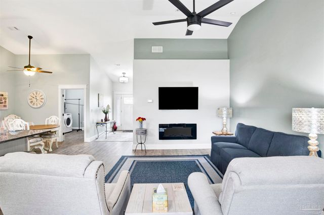 2549 Santa Rosa Dr, Lillian, AL 36549