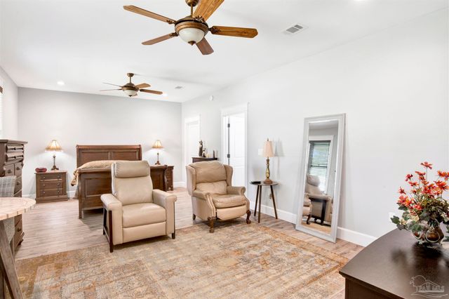 2549 Santa Rosa Dr, Lillian, AL 36549