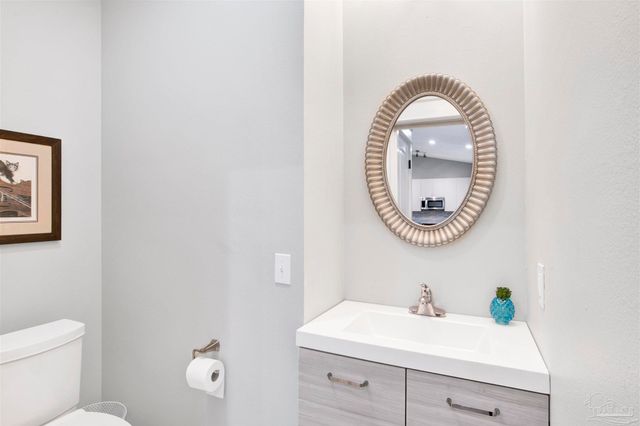 2549 Santa Rosa Dr, Lillian, AL 36549