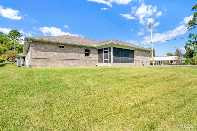 2549 Santa Rosa Dr, Lillian, AL 36549