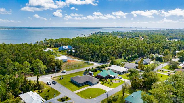 2549 Santa Rosa Dr, Lillian, AL 36549