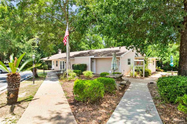 2549 Santa Rosa Dr, Lillian, AL 36549