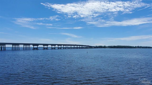 2549 Santa Rosa Dr, Lillian, AL 36549