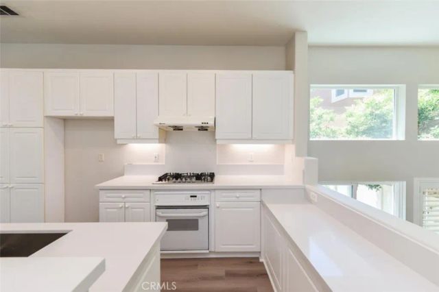 12 Palagonia Aisle, Irvine, CA 92606