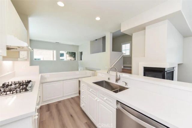 12 Palagonia Aisle, Irvine, CA 92606