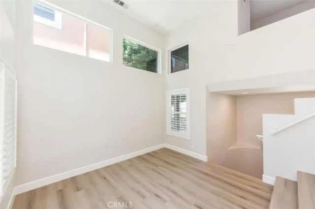 12 Palagonia Aisle, Irvine, CA 92606