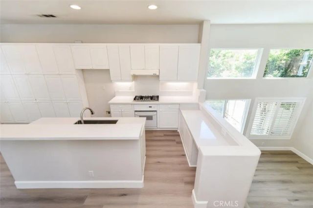 12 Palagonia Aisle, Irvine, CA 92606