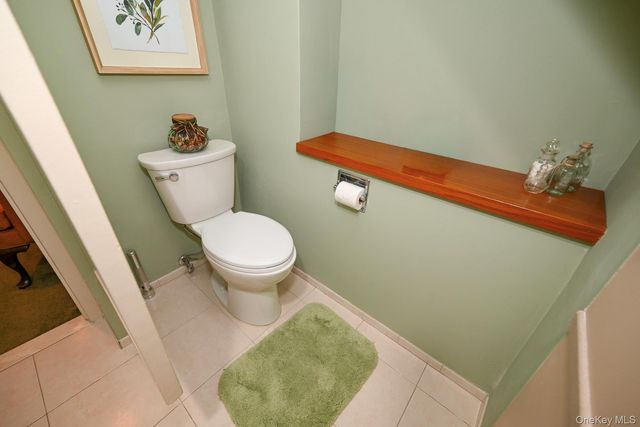 1006 Glen Drive, Franklin Square, NY 11010