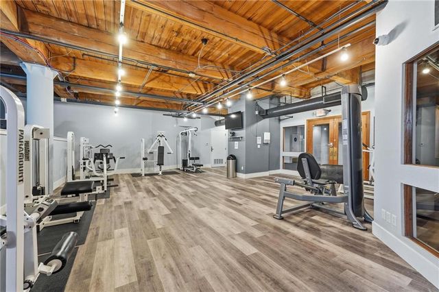 308 W 8th Street 204, Kansas City, MO 64105