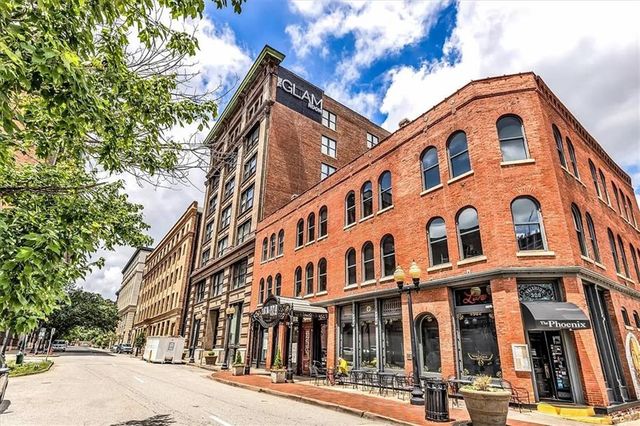 308 W 8th Street 204, Kansas City, MO 64105