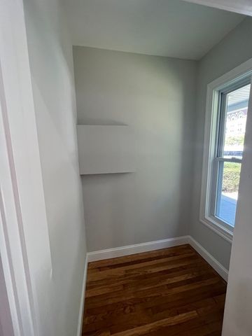 765 Columbia Rd 3, Boston, MA 02125