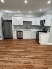 765 Columbia Rd 3, Boston, MA 02125