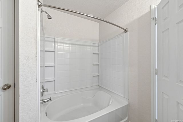 213 Cactus Patch, Selma, TX 78154